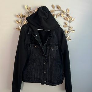 Men’s Abercrombie & Fitch Hooded Denim Jacket. Size XL